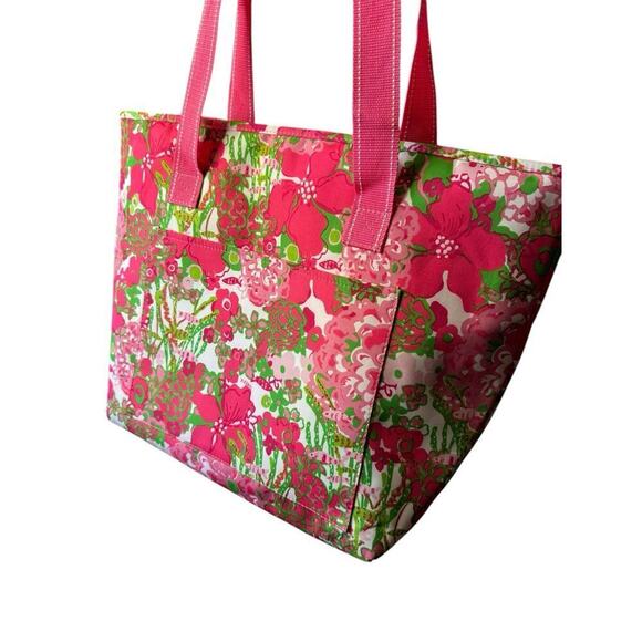 Lilly Pulizer Pink Beach Rose Insulated Large Shoulder Tote Bag Picnic Cooler - Picture 2 of 10